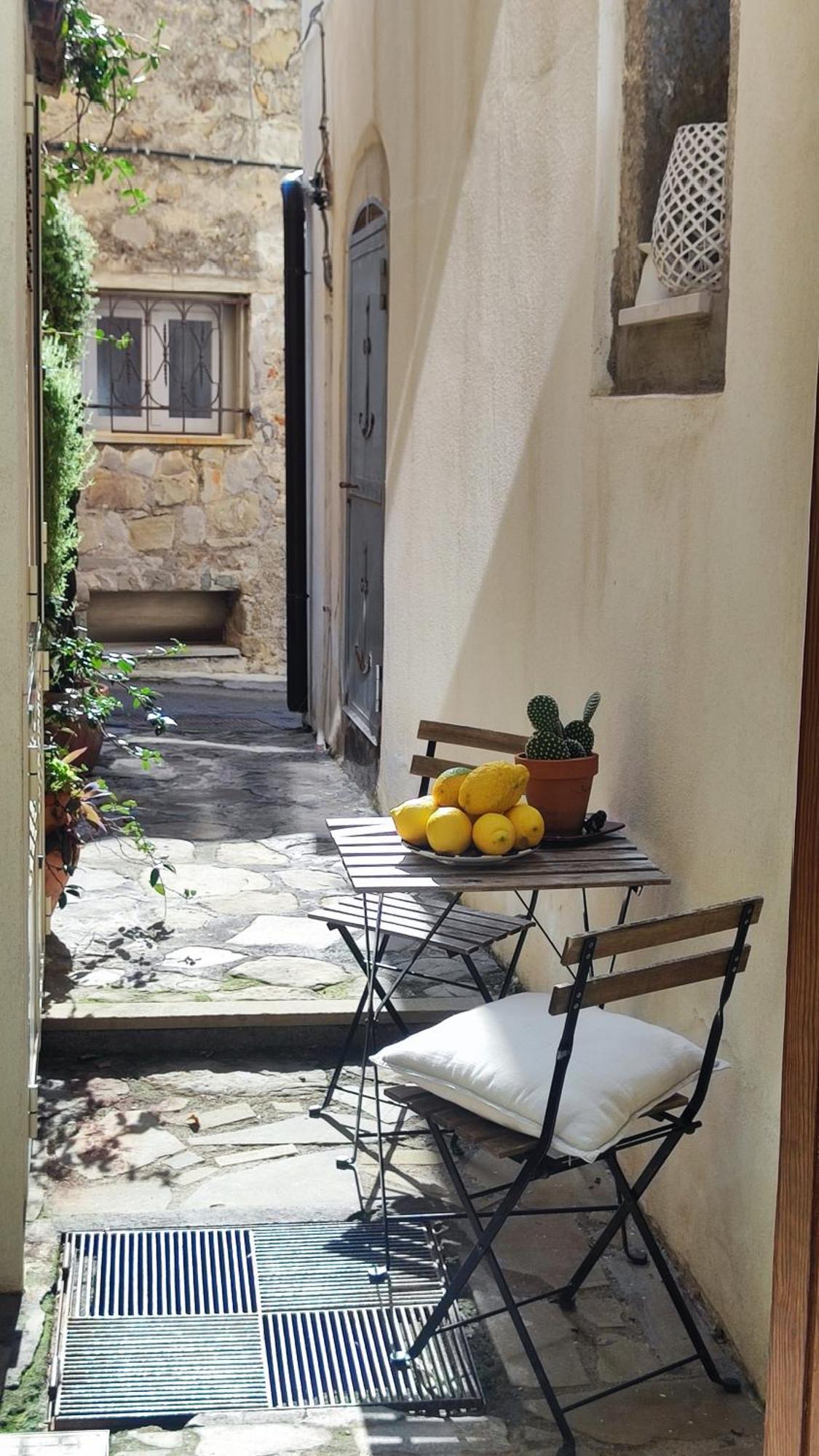 Casa Don Michele Apartamento Letoianni Exterior foto
